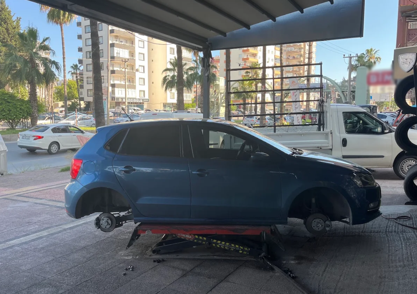 Lastik Oteli (Depolama)